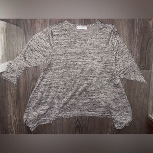 Jon & Anna Heathered Gray Long Sleeve Top